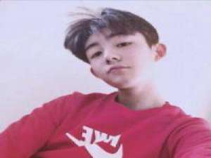 埃菲尔铁塔的忧伤 给你说个秘密你别皱眉