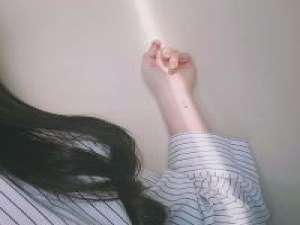 别说出口我会难过 怪我孤陋寡闻不知道你