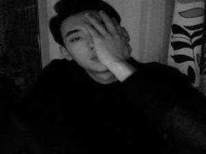 不喜勿喷 放手会不甘心，不舍得