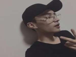 单车 听一首歌时，会想起一