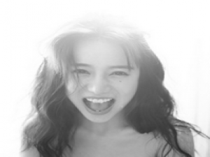 cute 没有安慰。没有问候。