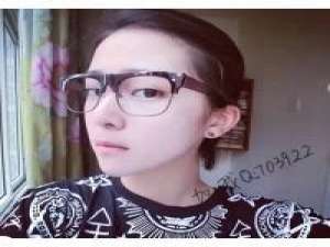 你要记得笑 只有抬起头，泪水才不