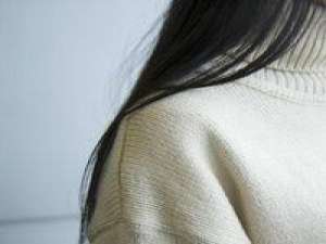 退 听到别人说起你，我只