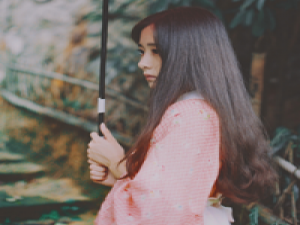 只不过失去一点点 我们总归都会和过往握