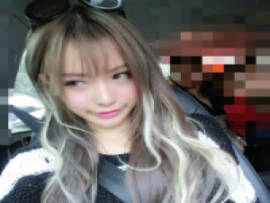 - 我笑，便面如春花，定