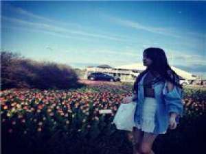 实习生： 怪我没有你喜欢的样子和她的影子 每一寸思念飘在空中，