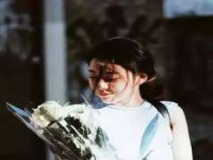 你再勇敢一步我们就能有更多的故事 心情好的时候，走路都