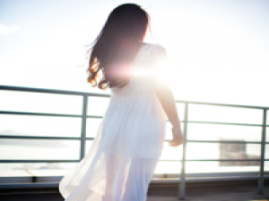 要么孤独 回忆过去 痛苦的相思