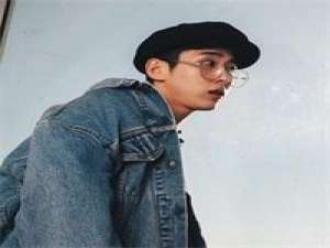 庸 没安全感的人 很爱音