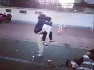 你还好吗 现实让我遍体鳞伤 伤