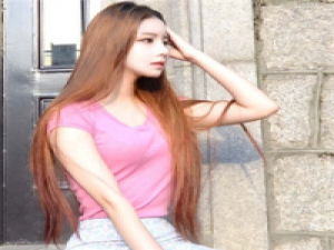 晚一点也没关系 最后在我身边就可以 我不想把话说的特难听