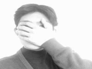 逃脱 柴门闻犬吠，风雪夜归