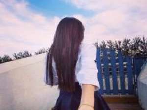 他说他放不下我而又舍不得她 ╱/如果你想和我玩，