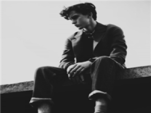 记忆未果 墜入你眼裡的星河。