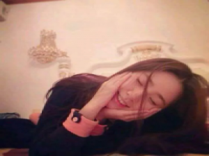 黑夜不会亏待晚睡的人