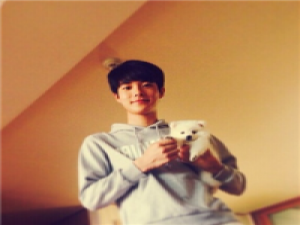 A. 屎可以乱吃 话不可以