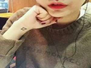 违心者。 一个女人的高低贵贱，