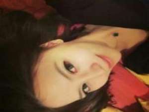 " 遇见一个人 然后生命从此全部 改变 我对人类也没有要求