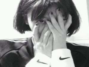 短发情绪 明天永远比昨天重要。