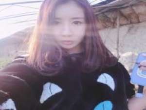 开始学会隐藏情绪，隐