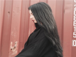 M. 姐不是高傲，只是学不