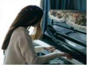 你总说梦想遥不可及可你从不早起 只要有勇气，整片蓝天