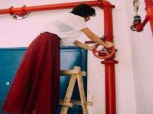 看着我笑 对你是一见钟情，可是