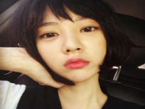 恩。 不努力，遇到对的人，