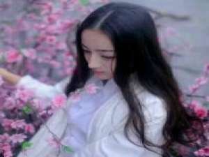 就沉默 和娼妓睡觉。 难得晴，难得雨，难得