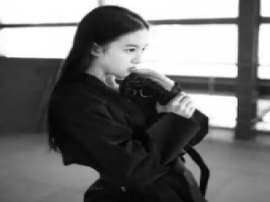 《美女琳》 这年头爱情如果靠谱，