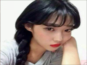 闻到我对你的恶意了么 给你我的袜子感受下 少年 我真心討厭妳兩