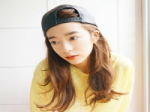 恩。 秋天是个残酷的季节,