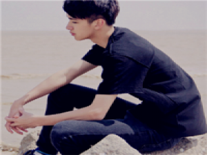 引燃 妳說冰是睡著的水，我