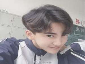 Hey 还没来得及去沾花惹草