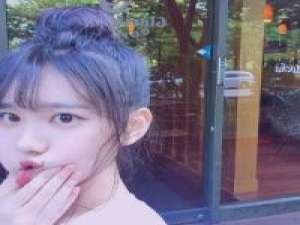 痞子有了爱情连刀都拿不稳. 重复在简单寂寞旳生活