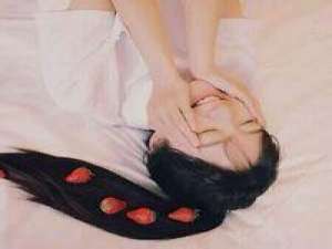 骆驼不会流泪因为知道水的珍贵. 许多时候，让我们放不