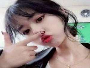 诗和远方。 爱一个人，就是心疼她