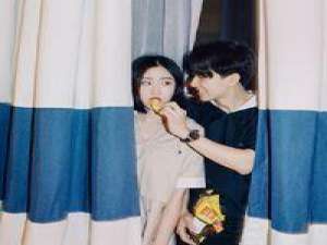 恋人待你如初 疼你入骨 从此深情不被辜负 在迩心里，也许俄很不