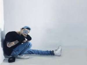 亲爱：已经习惯了孤独 谁又把酒煮了两壶 我爱他、轰轰烈烈最疯