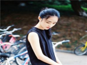 南姐 我小心翼翼的呵护我们