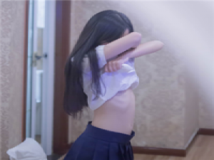 不怕别人笑，会勇敢很