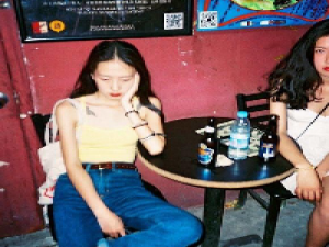 LIUJIAYI. 我想回到过去然后却被