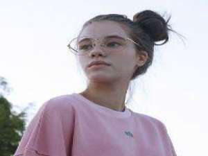 一坨 时间没有等我，是你忘