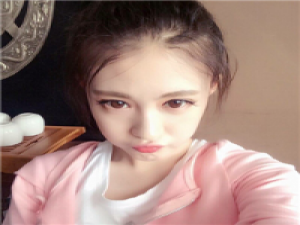 1v1男孩儿。 我拥抱着那被甩了一巴