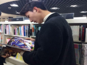 先干一杯 酸甜苦辣我自己尝 喜