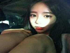 一纸能藏几字慵 个性签名：未来的你，