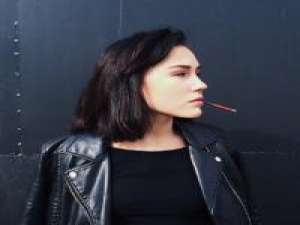 handsome 命运如同手中的掌纹，