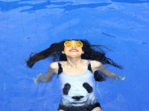 妄友 我们之间变得越来越没