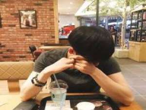 别用感情刀 牽手是這個世界上最悲