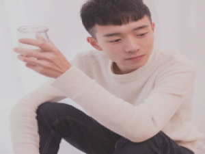 自截 id:日寐不袂 即使有你的世界，我也